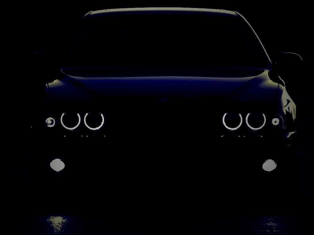 Чёрный BMW обои