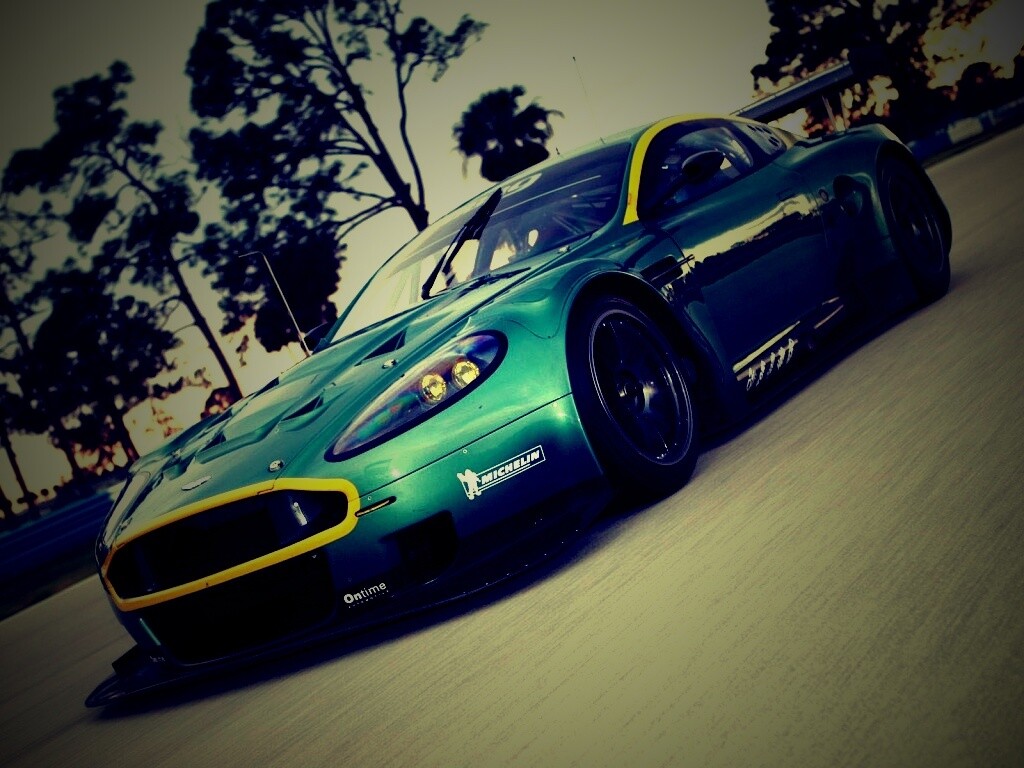 Aston Martin обои