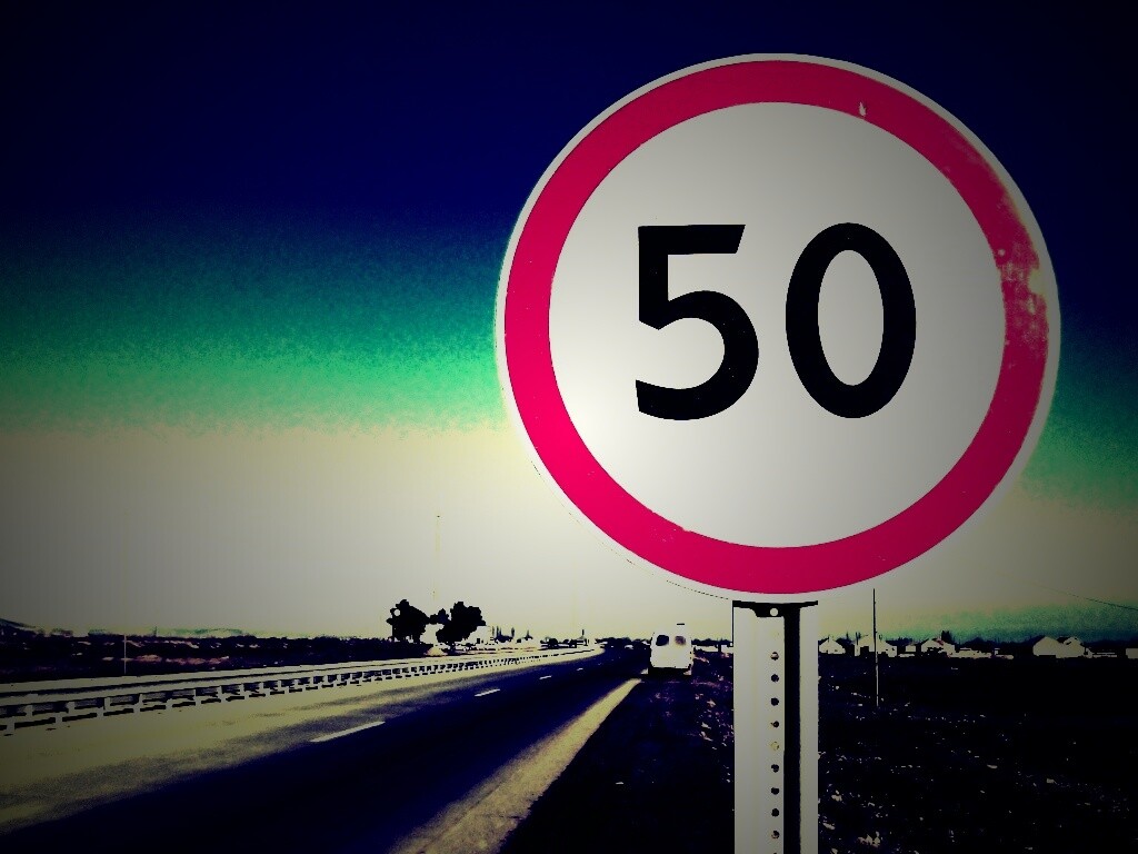 Ограничение скорости 50 км/ч обои