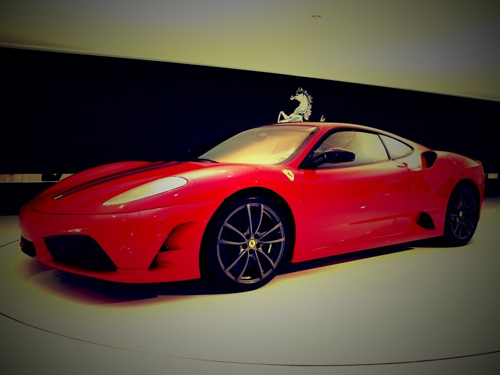 Ferrari F430 Scuderia на выставке обои