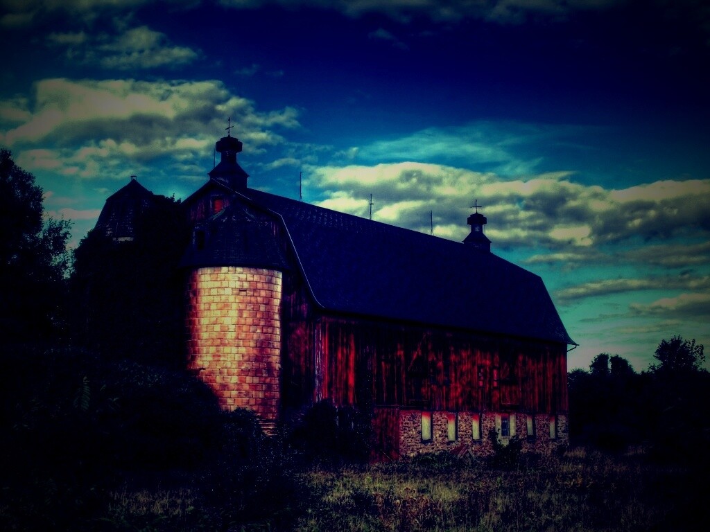 Старый красный амбар обои