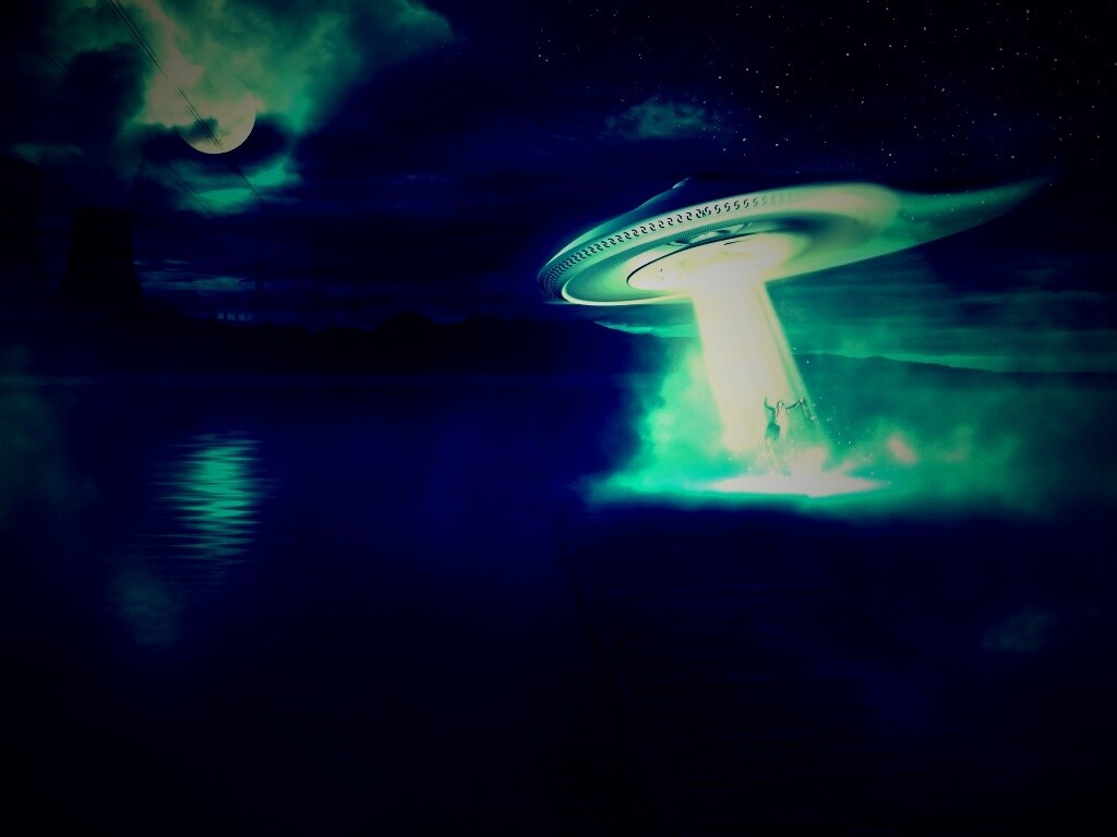 Коварное НЛО обои