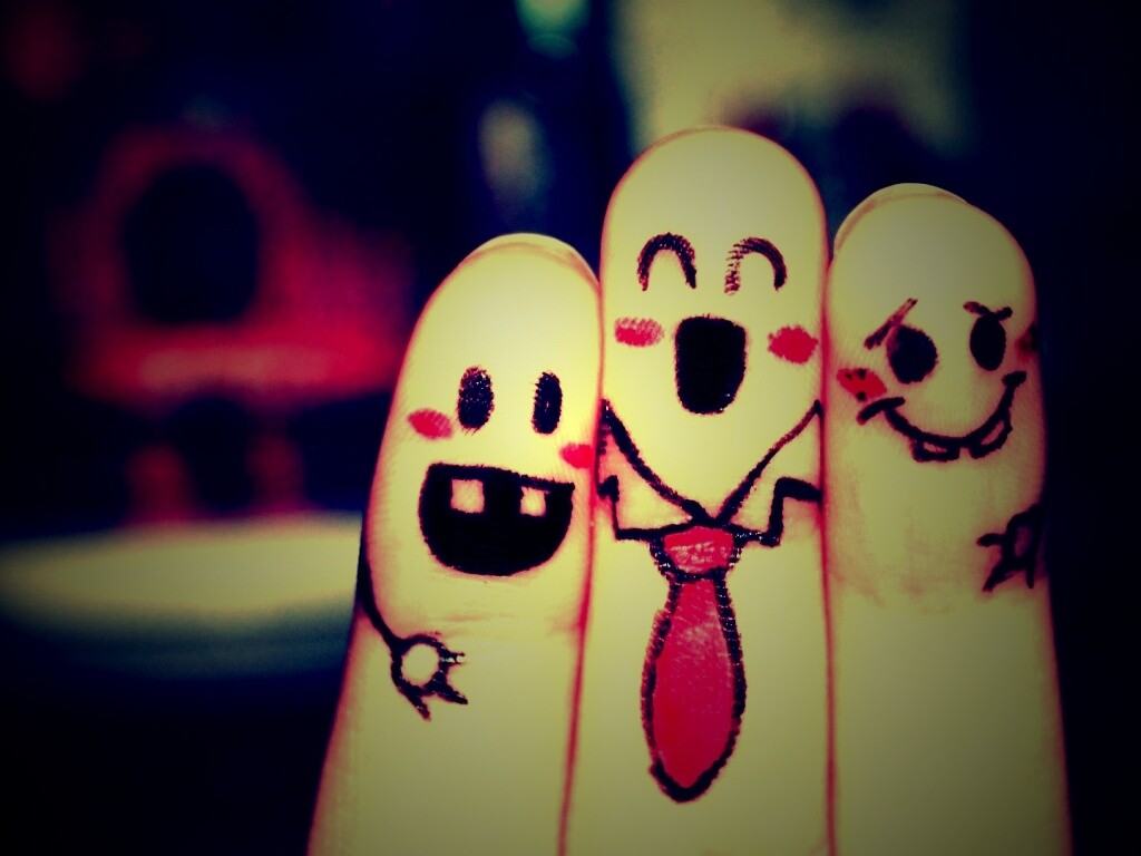 Пальцы-друзья обои