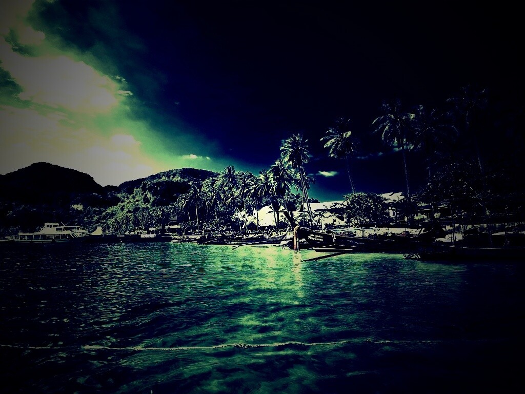 Призрачный пляж обои