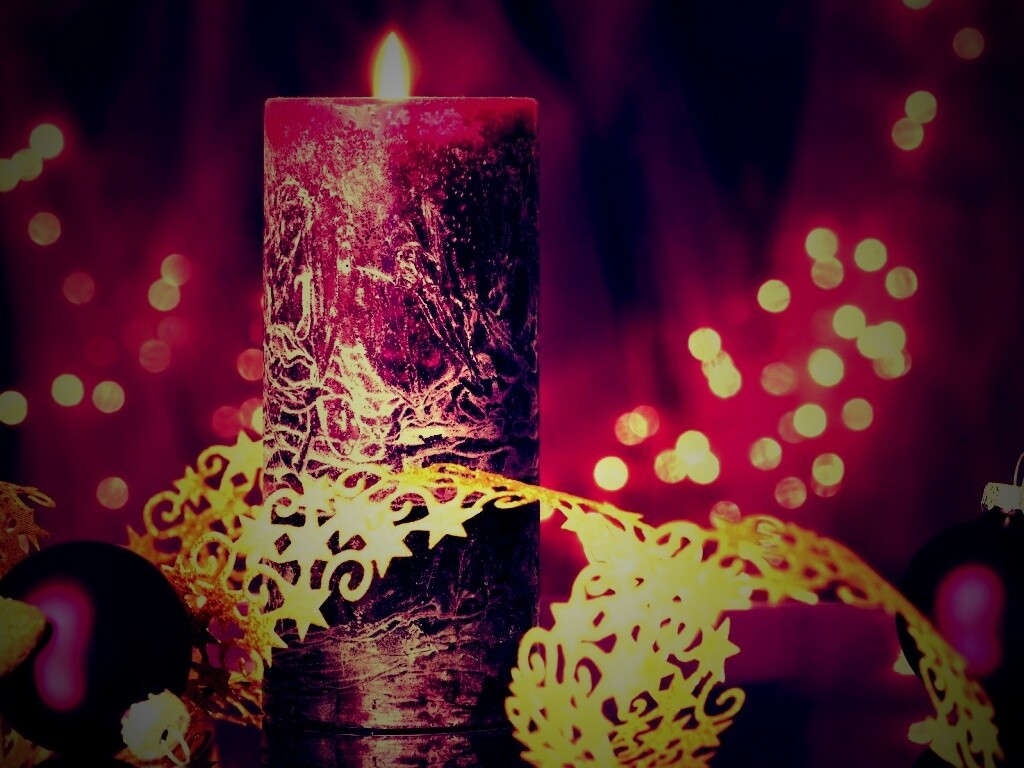 Новогодняя свеча обои