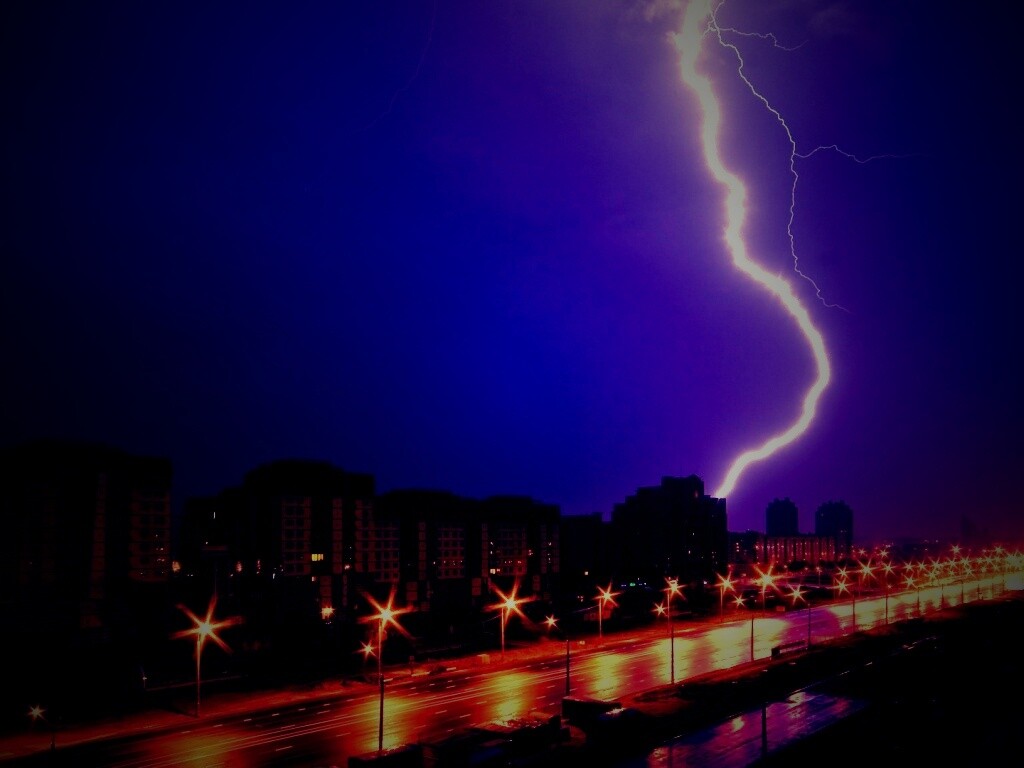 Молния обои