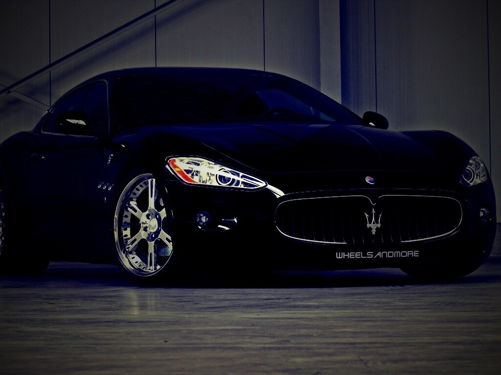 Черная мазерати Gran Turismo обои