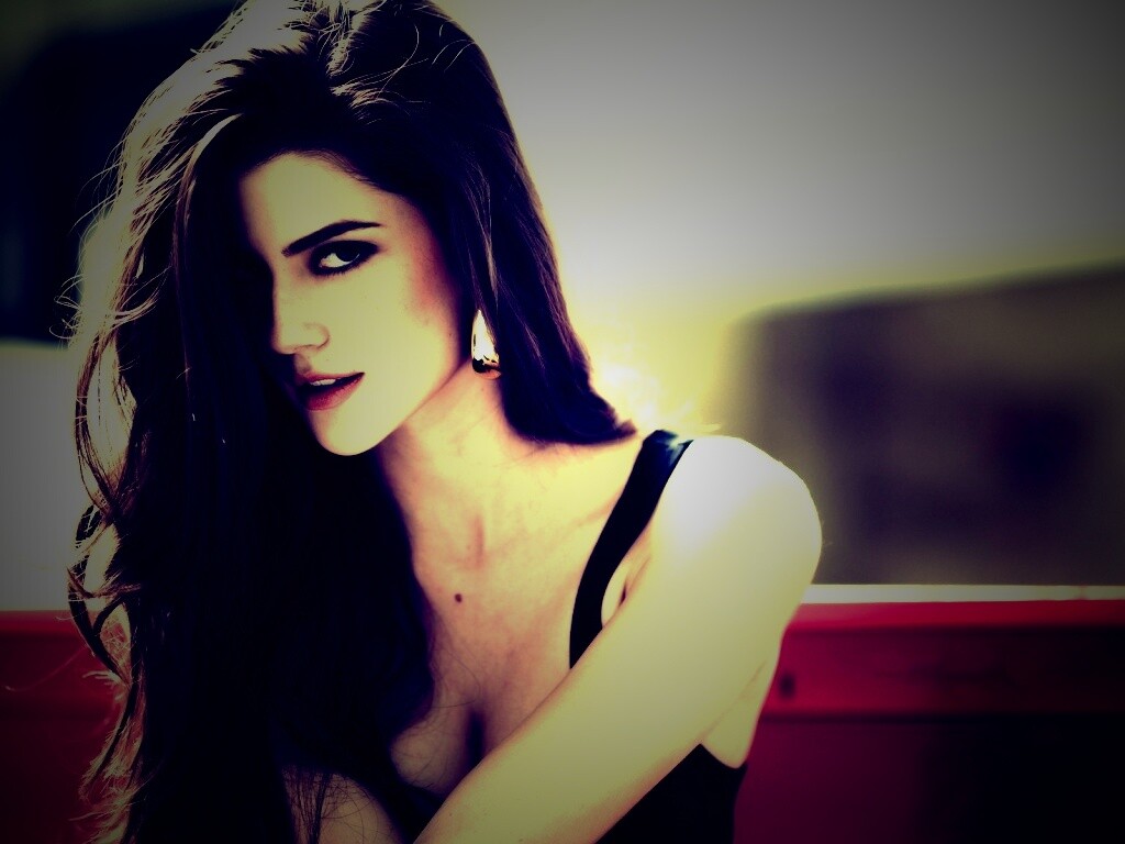 Мимолетный взгляд обои