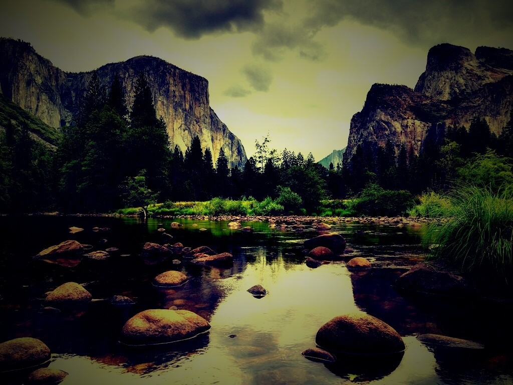 Мелкое русло реки обои