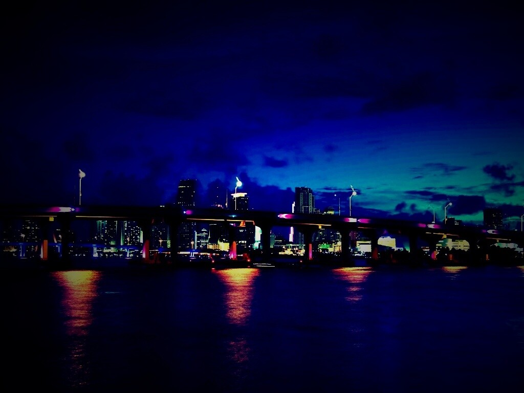 Подсветка обои