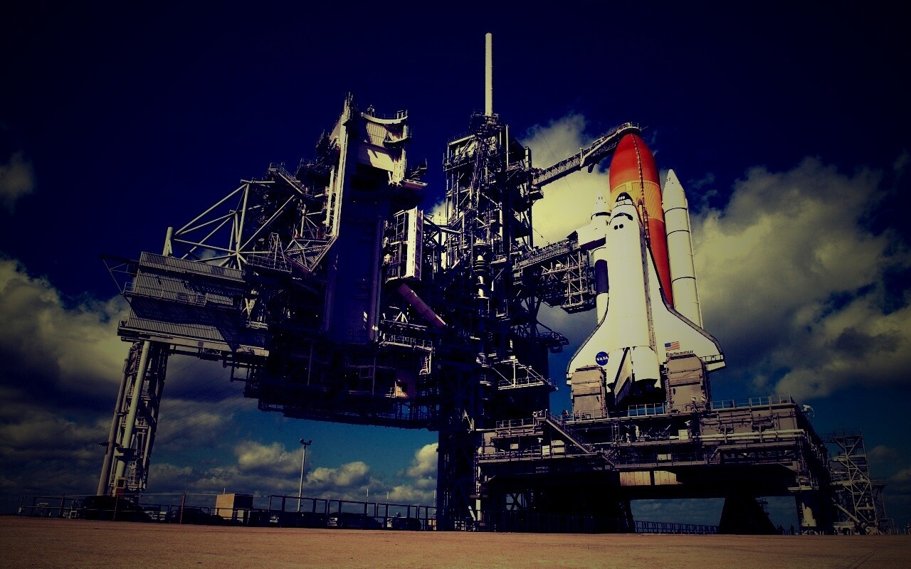 Шаттл на старте обои