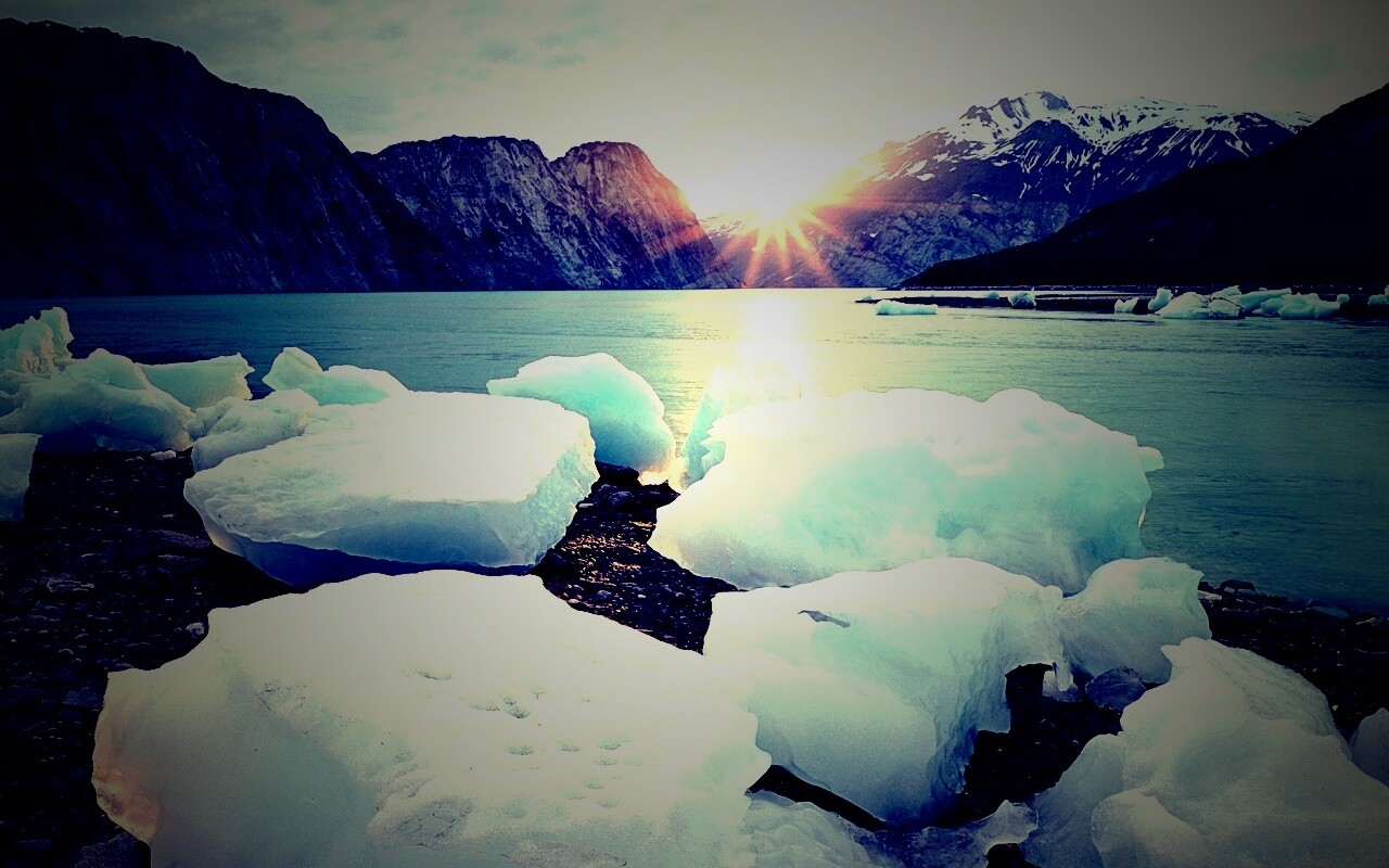 Зимнее горное озеро обои