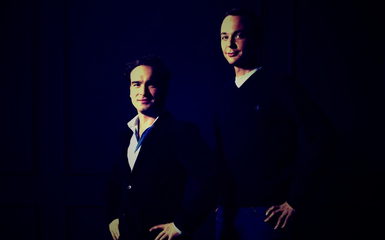 Джонни Галаки и Джим Парсонс обои