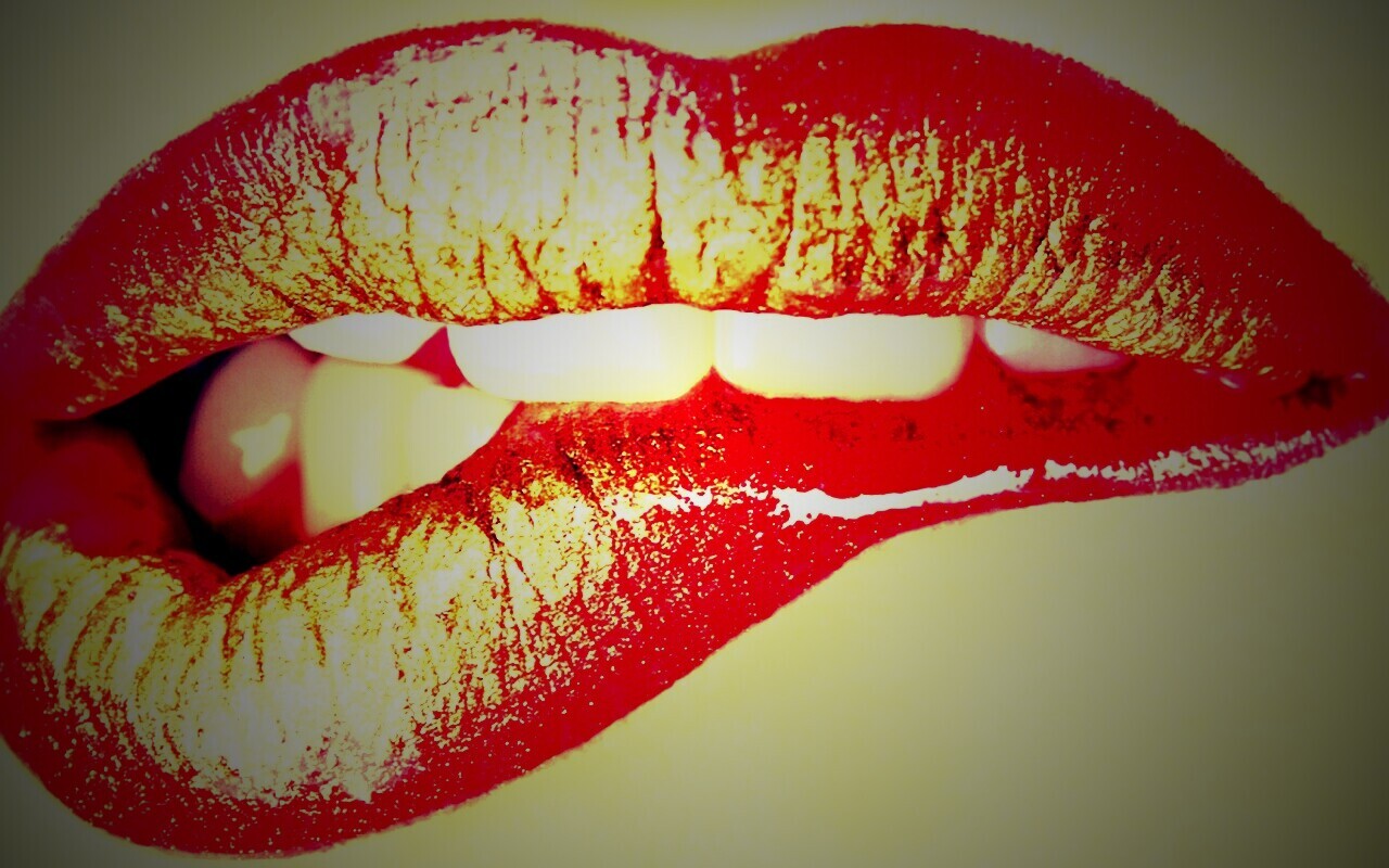 Губы обои