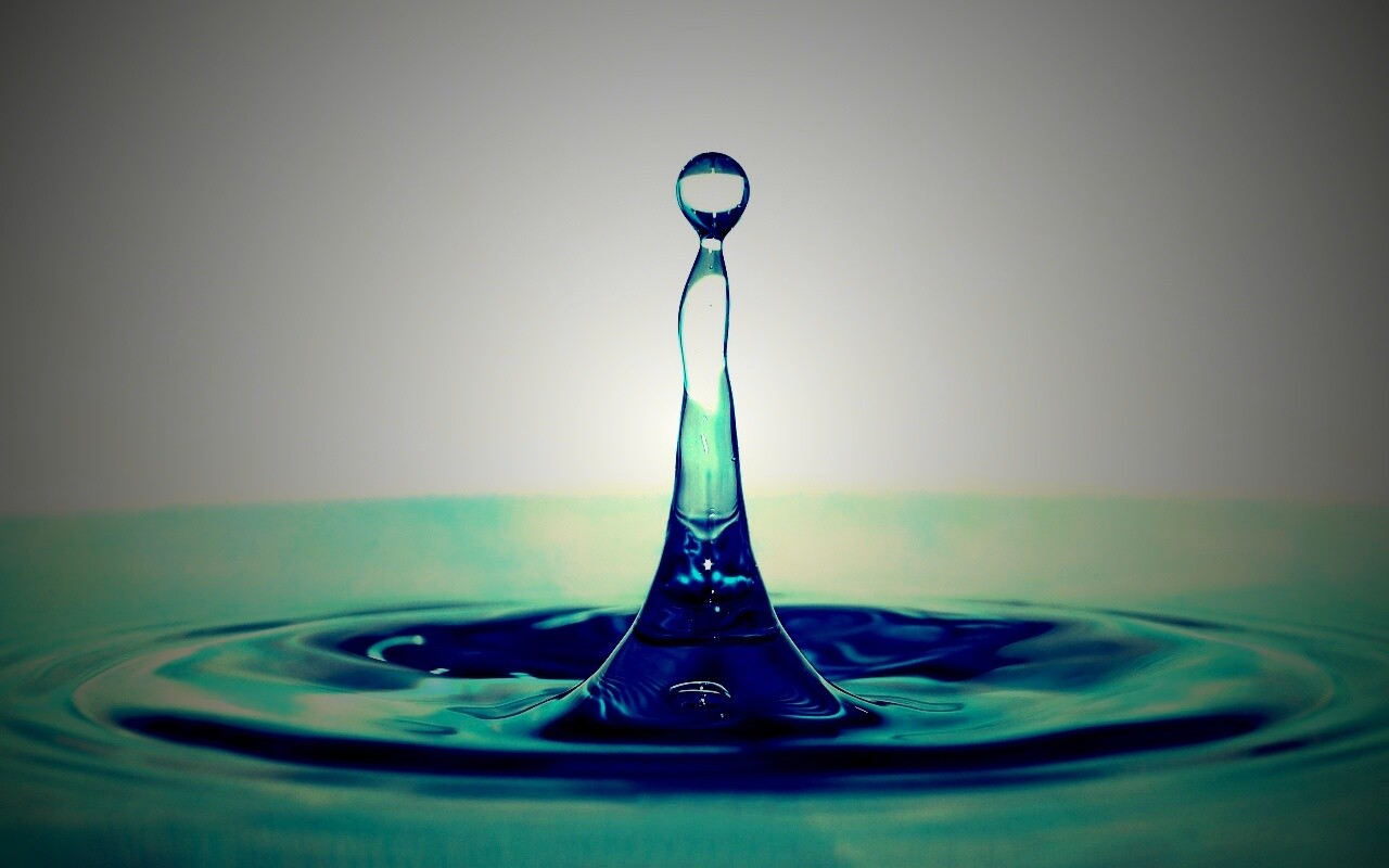 Падение капли обои