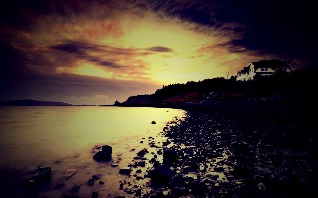 Дом у озера обои