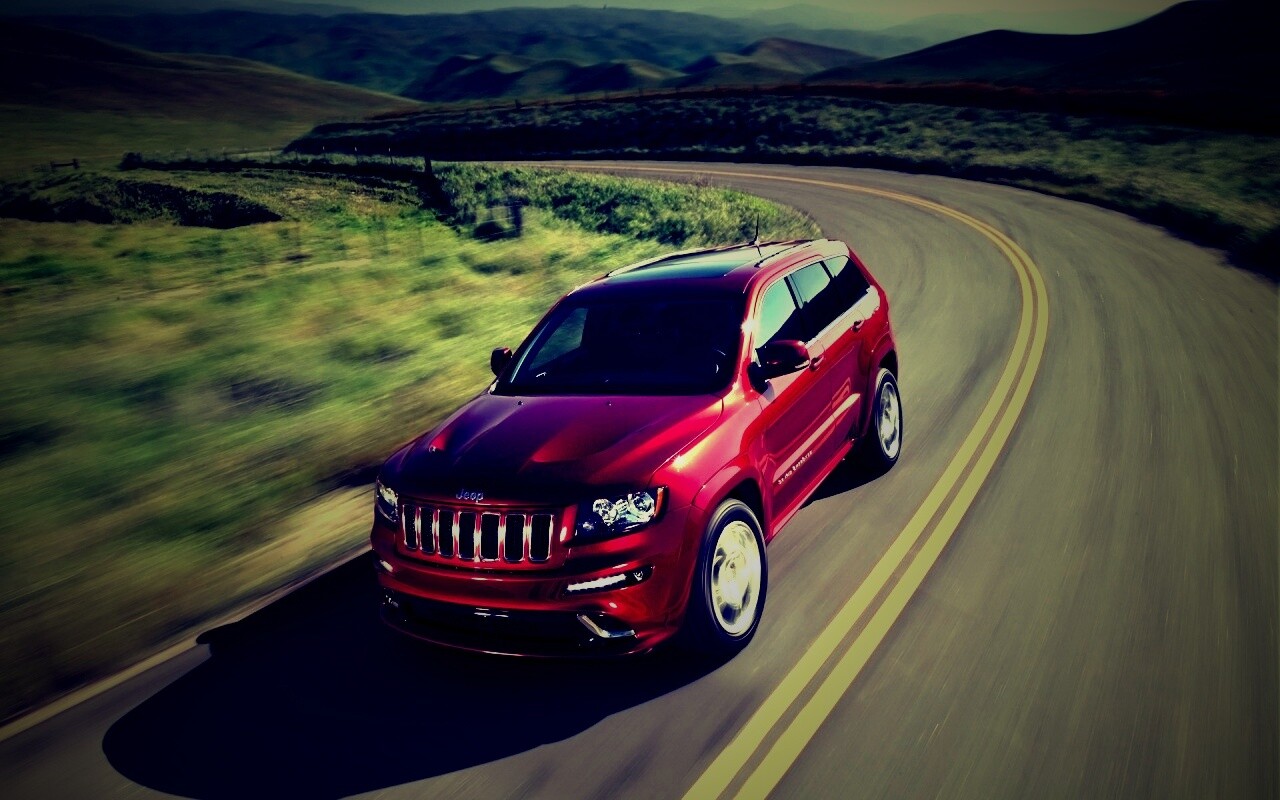 Jeep на дороге обои