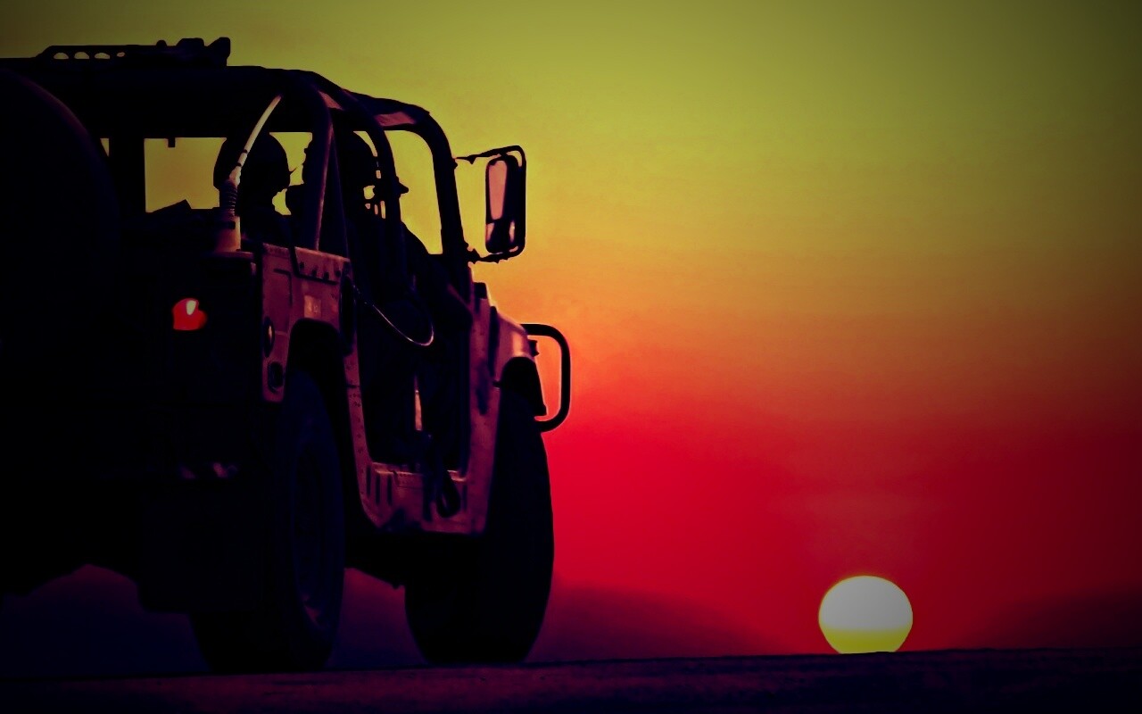 Военный Hammer обои