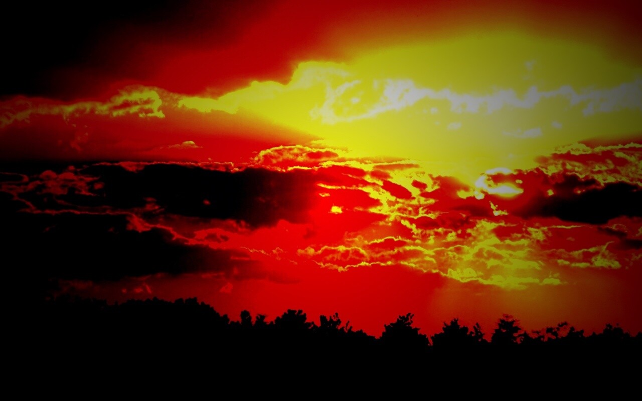 Ярко-оранжевое закатное небо обои