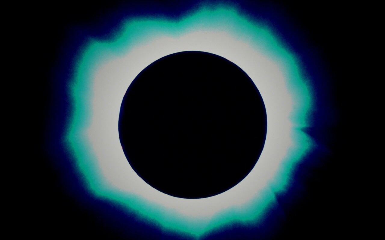 Полное солнечное затмение обои