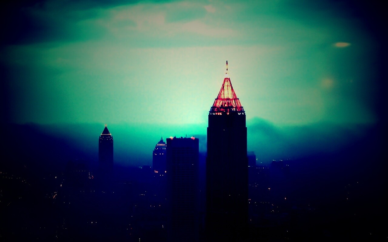 Небоскребы в тумане обои