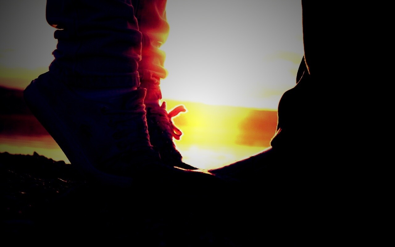 Поцелуй на цыпочках обои