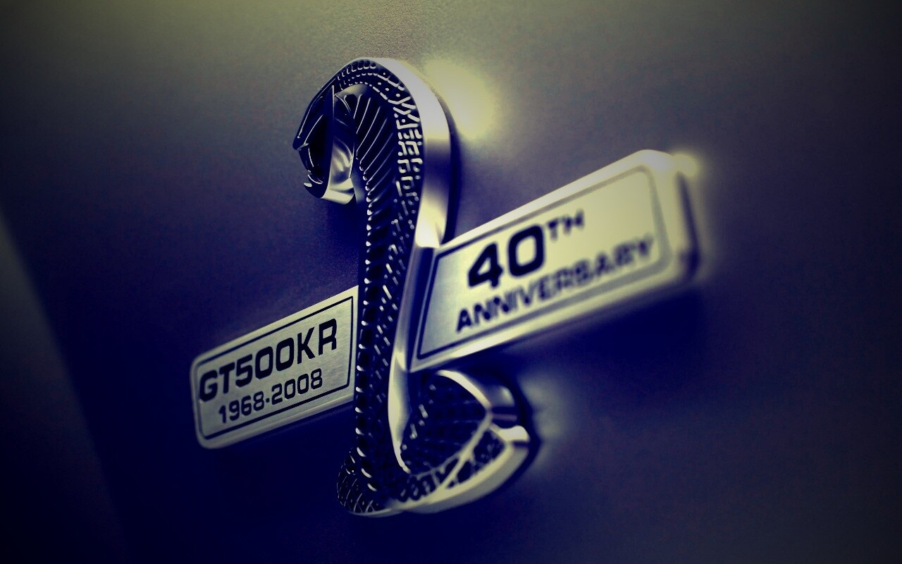 Шильдик Ford Mustang Shelby обои