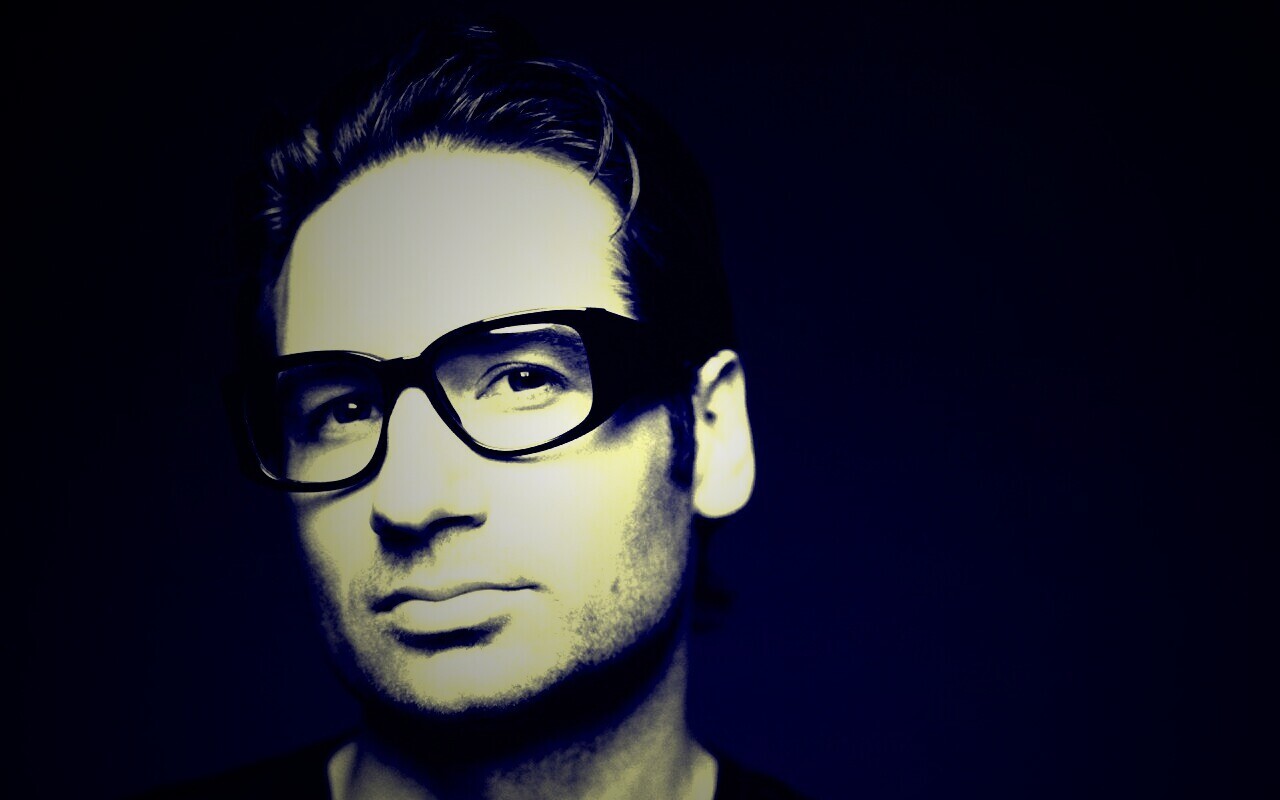 Дэвид Духовны обои