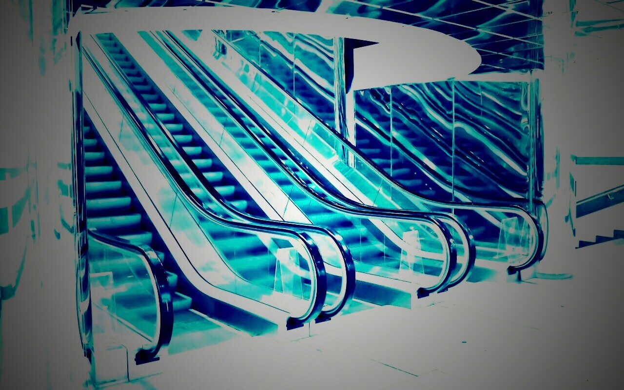 Современный эскалатор обои