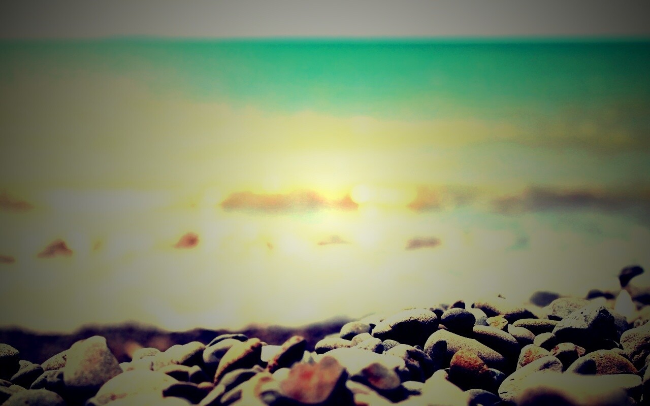 Пляж из гальки обои