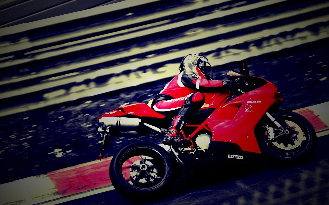 Красный мотоцикл обои