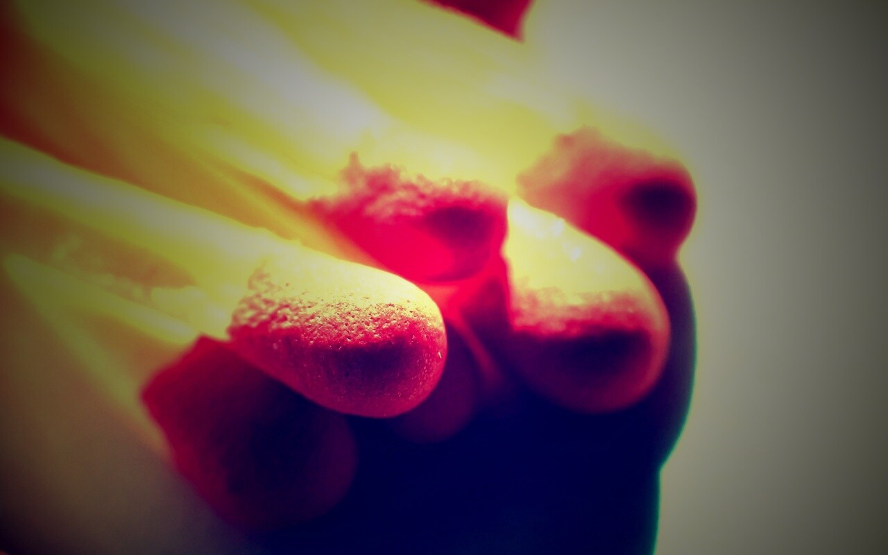 Спички в макро съемке обои