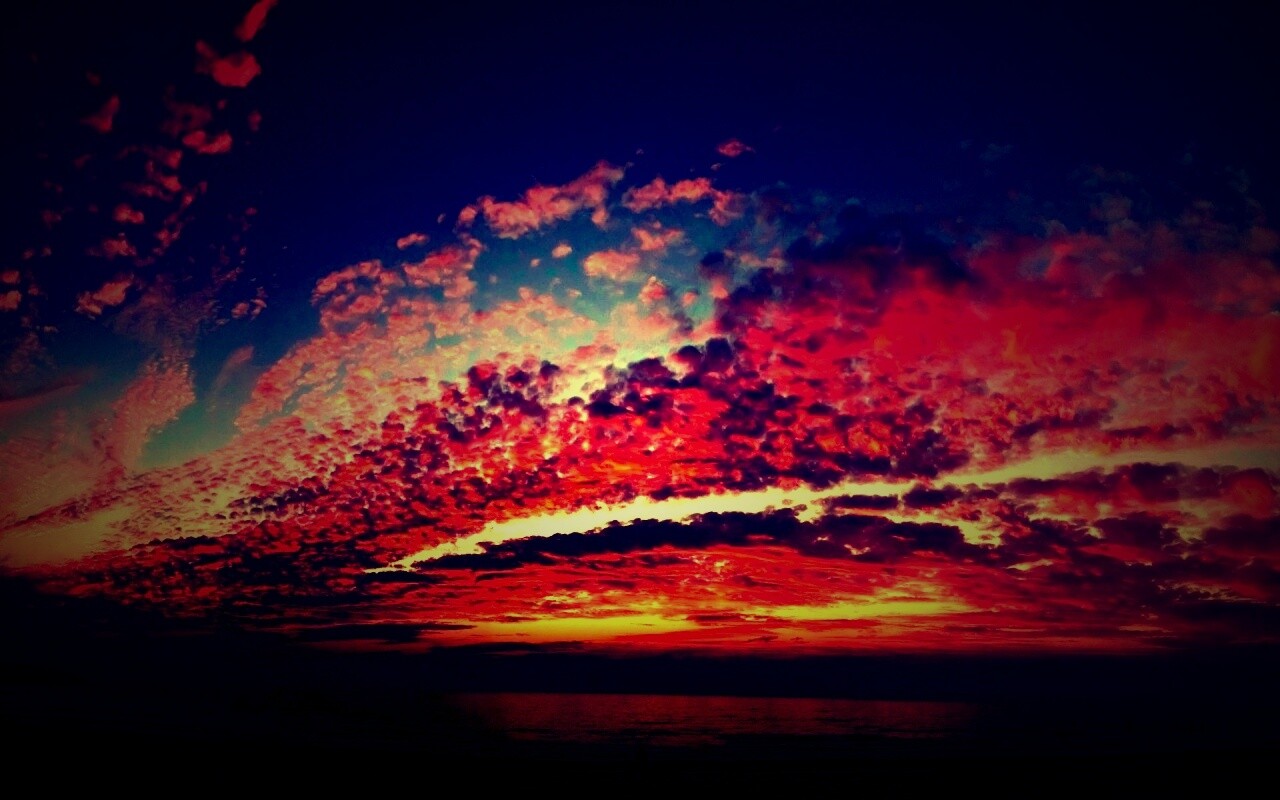 Изумитеьное закатное небо обои