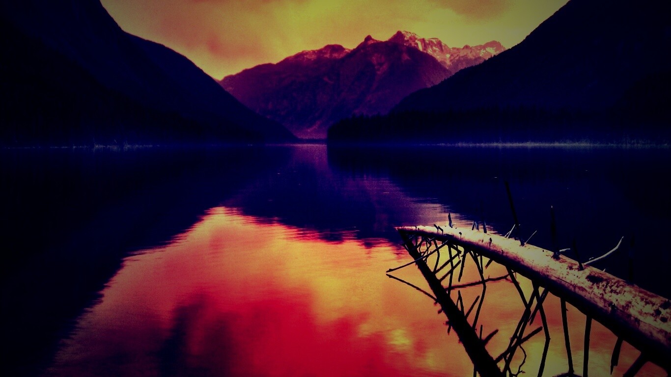 Горное озеро обои