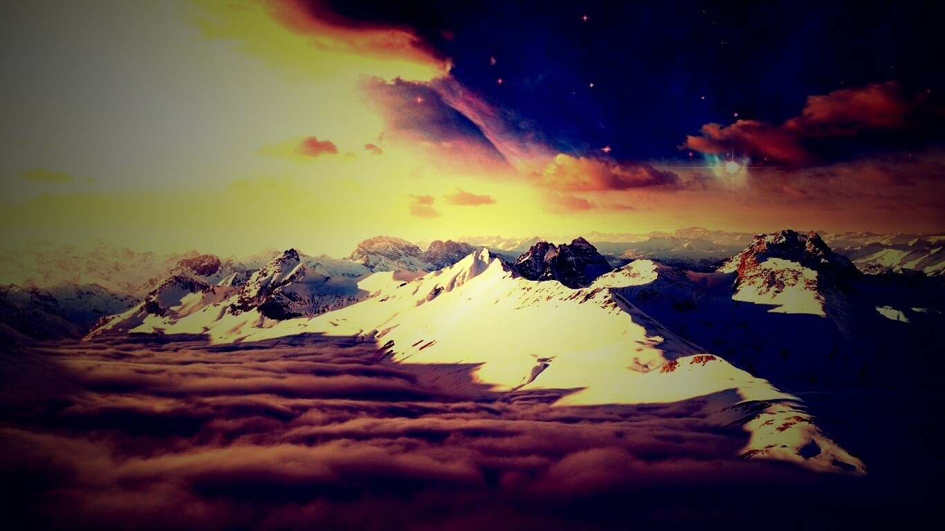 Горный хребет над облаками обои