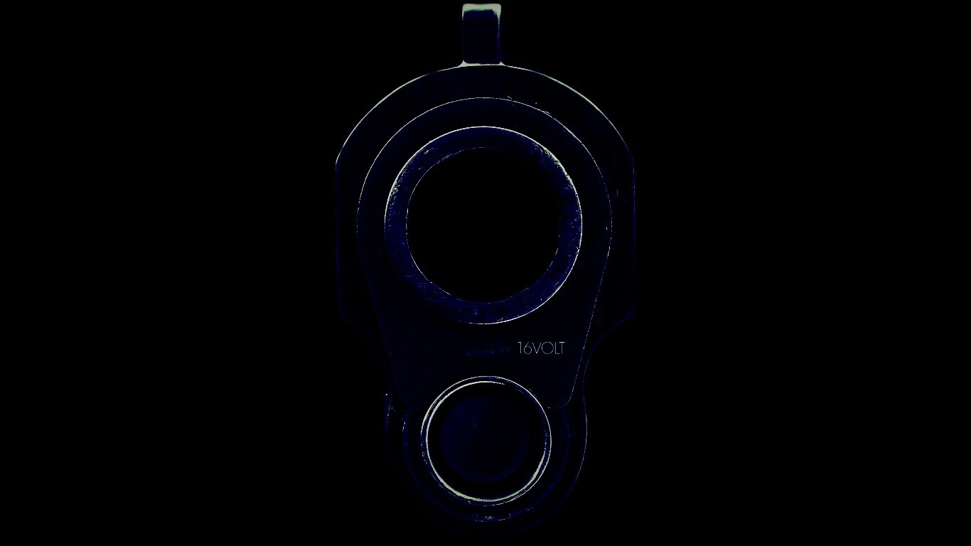 Дуло пистолета обои