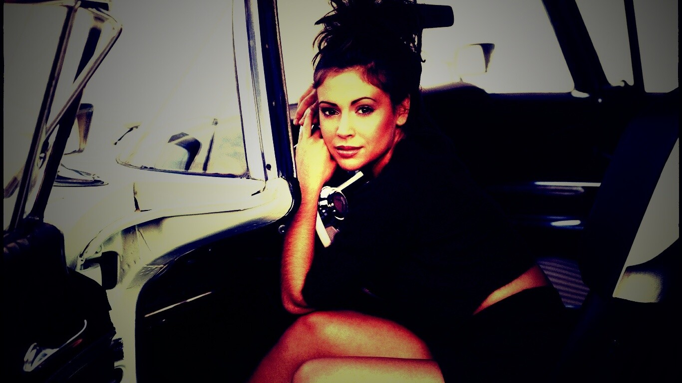 Алиса Милано обои