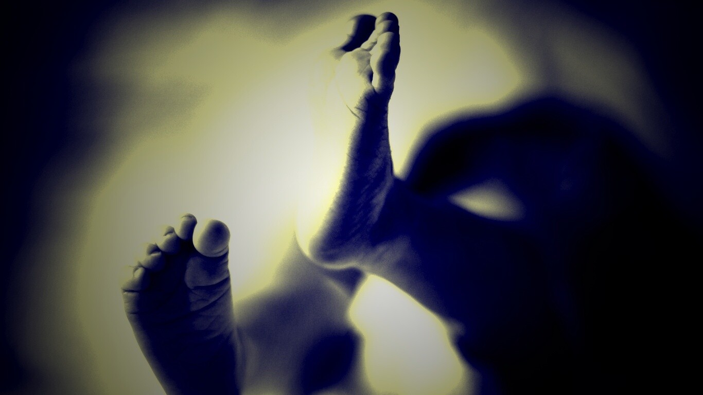 Детские ноги обои