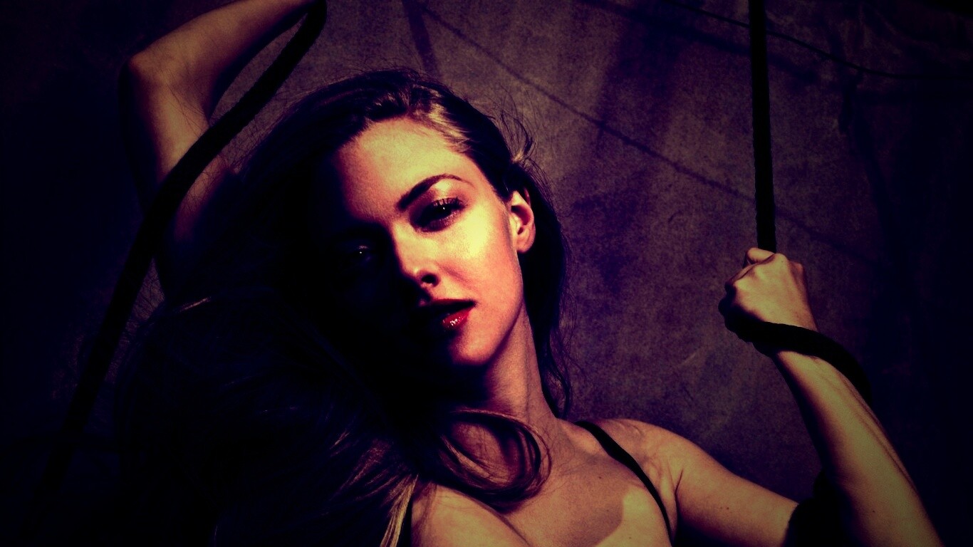 Аманда Сейфрид обои