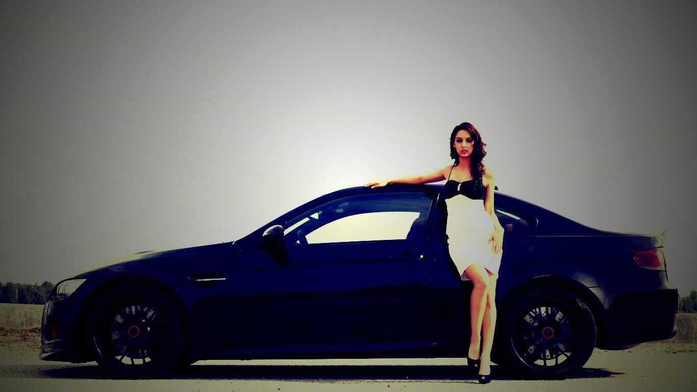BMW и девушка обои
