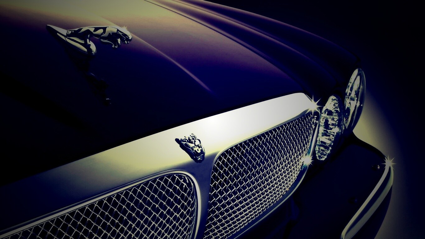 Капот и эмблема Ягуара обои