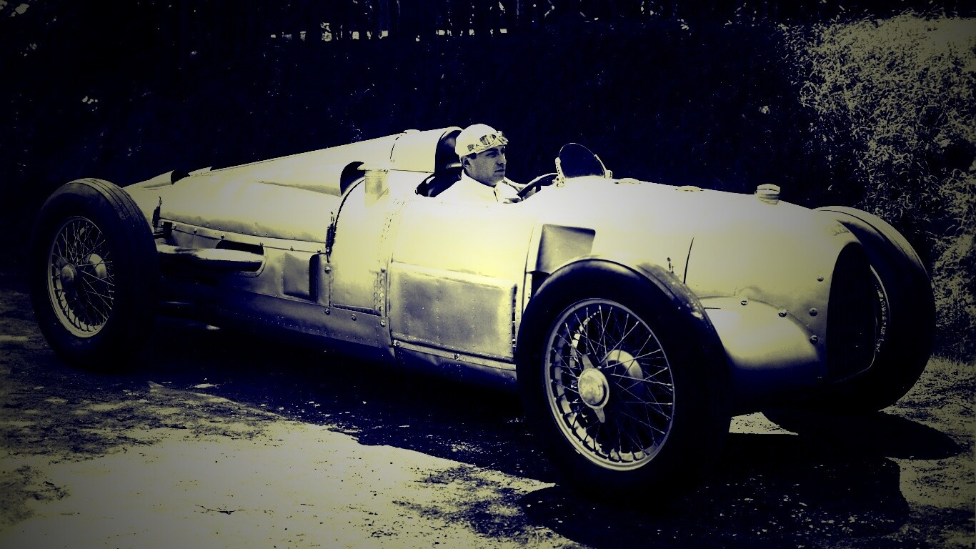 Старинный гоночный автомобиль обои
