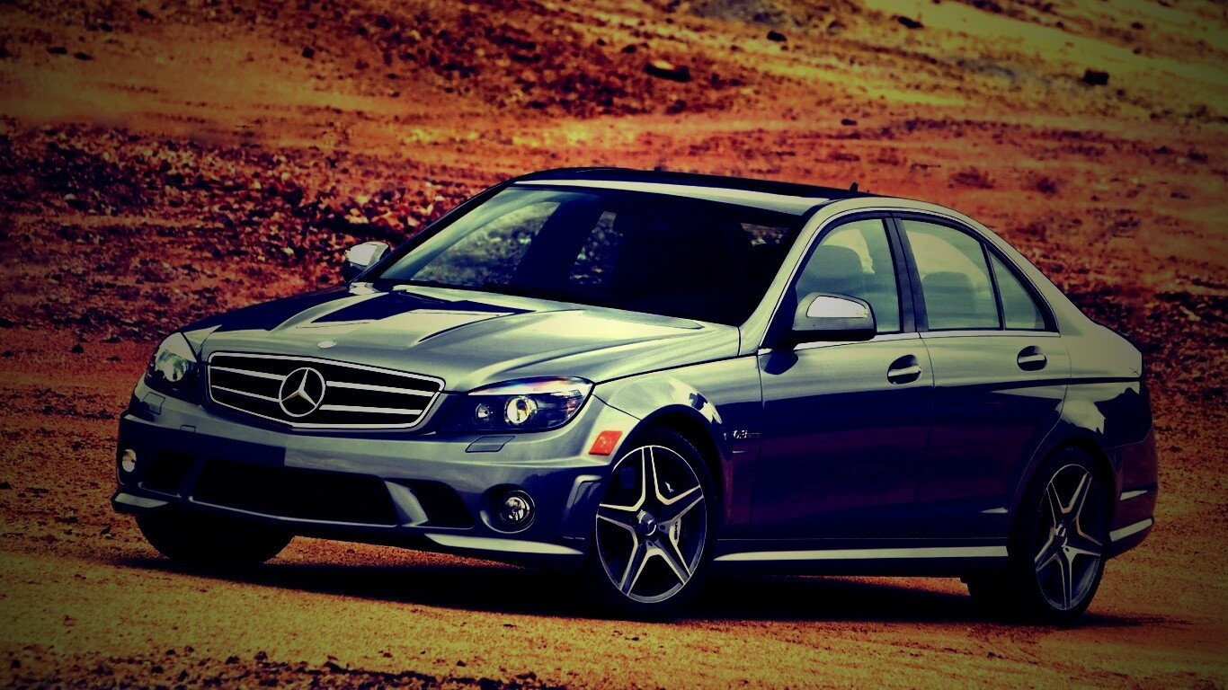 Мерседес в карьере обои