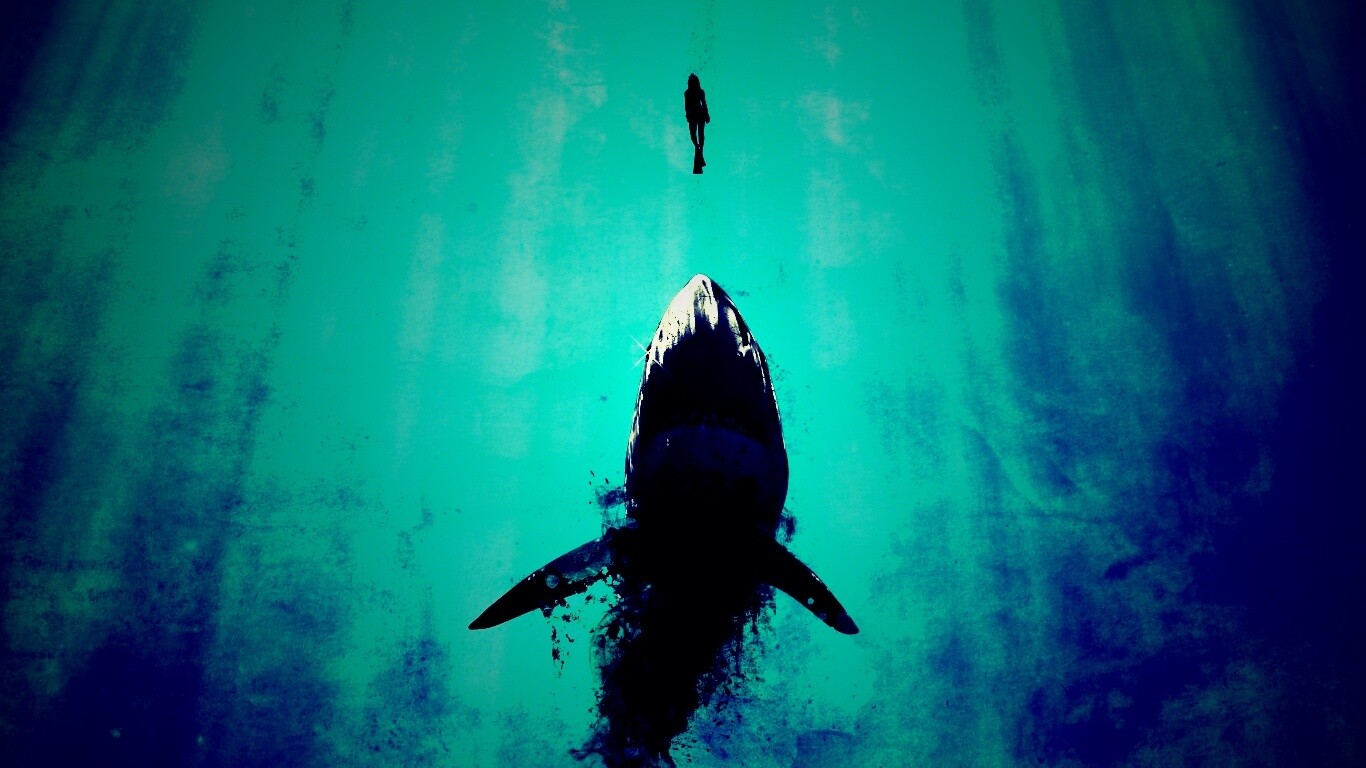 Акула гонится за человеком обои