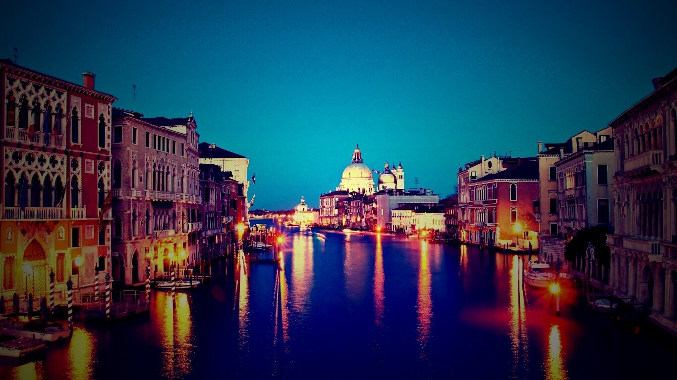 Канал в Венеции обои
