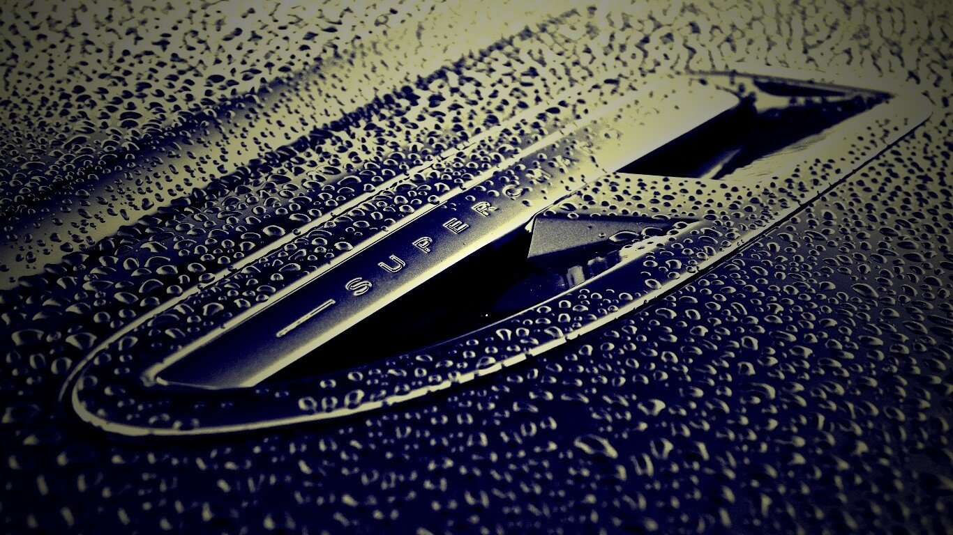 Воздухозаборник автомобиля Ягуар обои