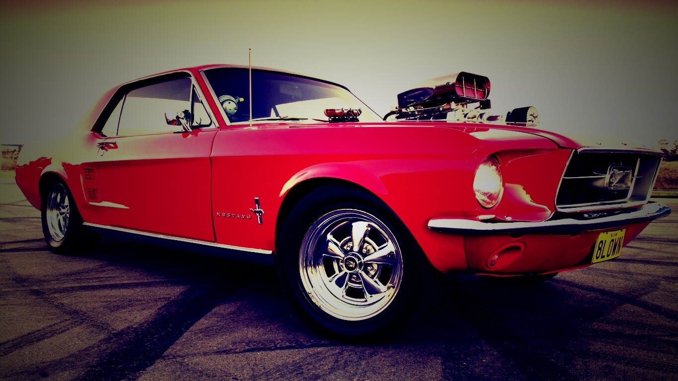 Мускулкар Ford Mustang обои