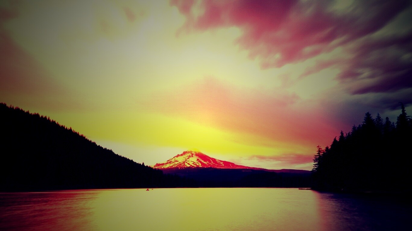 Закат над горой обои