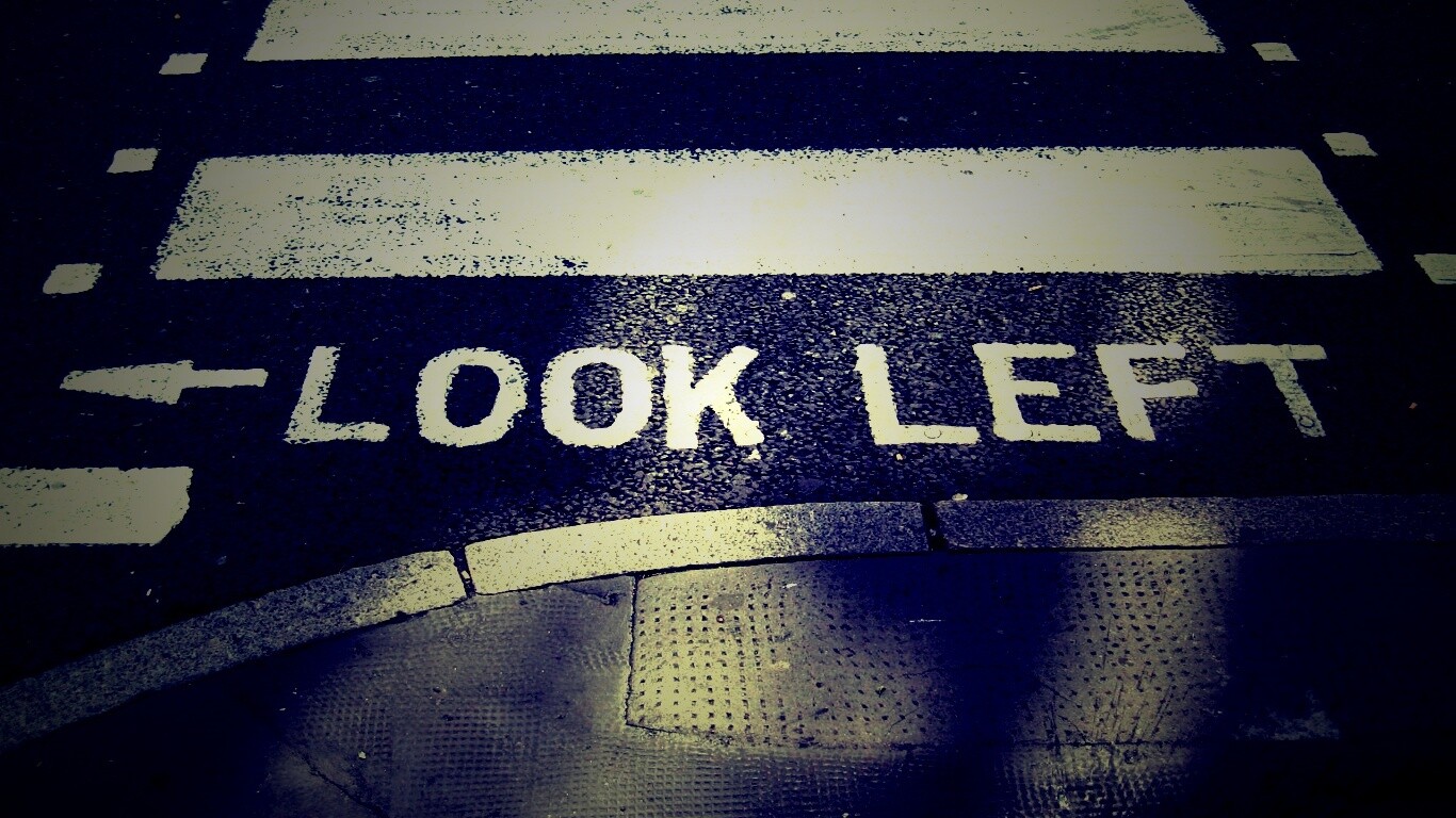 Посмотрите налево обои