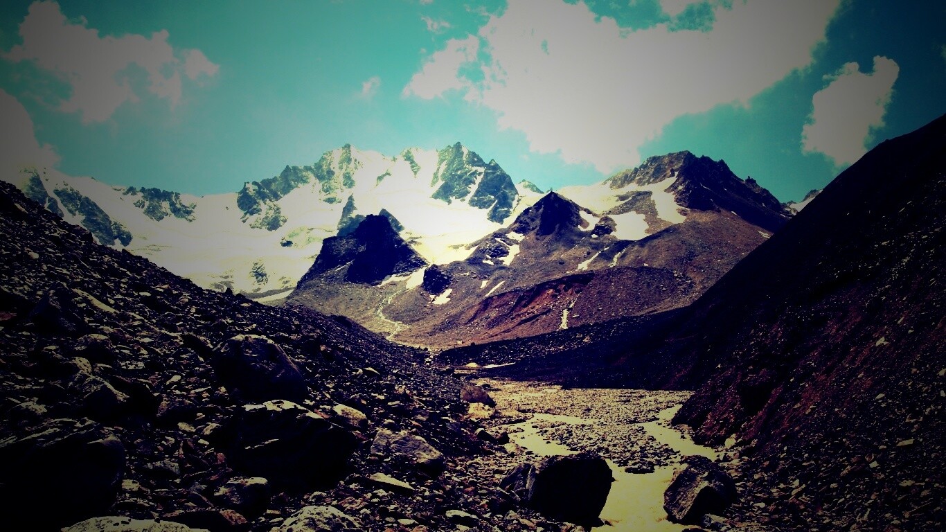 Горный пейзаж обои